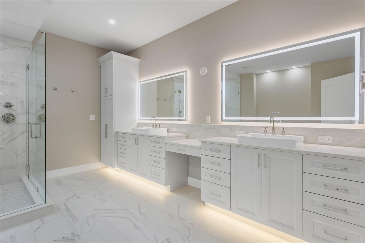 455 Pinellas Bayway S, Unit 3B, Tierra Verde, FL 33715 Photo