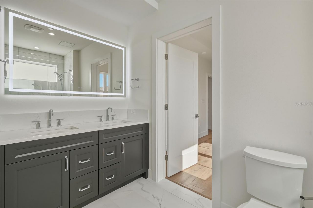 455 Pinellas Bayway S, Unit 3B, Tierra Verde, FL 33715 Photo