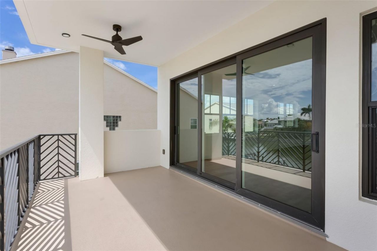 455 Pinellas Bayway S, Unit 3B, Tierra Verde, FL 33715 Photo