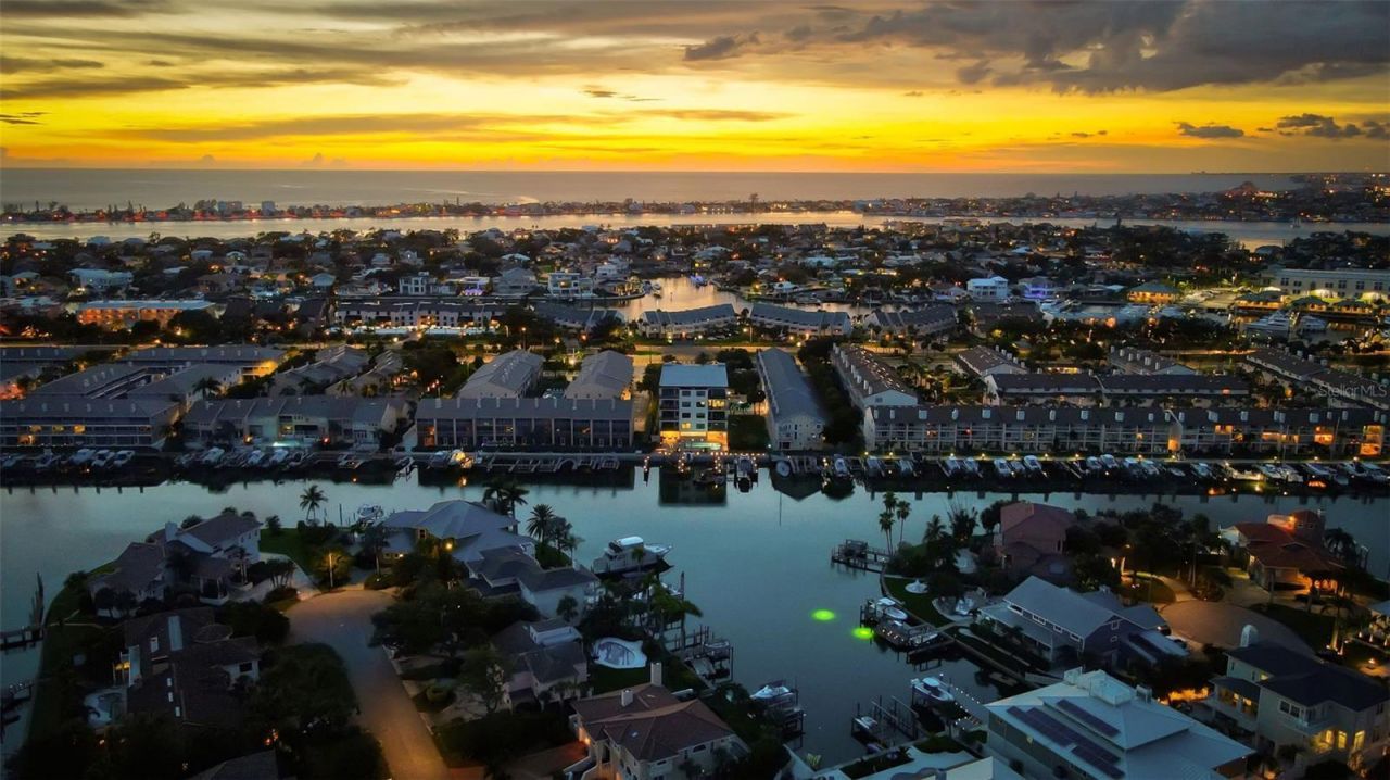 455 Pinellas Bayway S, Unit 3B, Tierra Verde, FL 33715 Photo