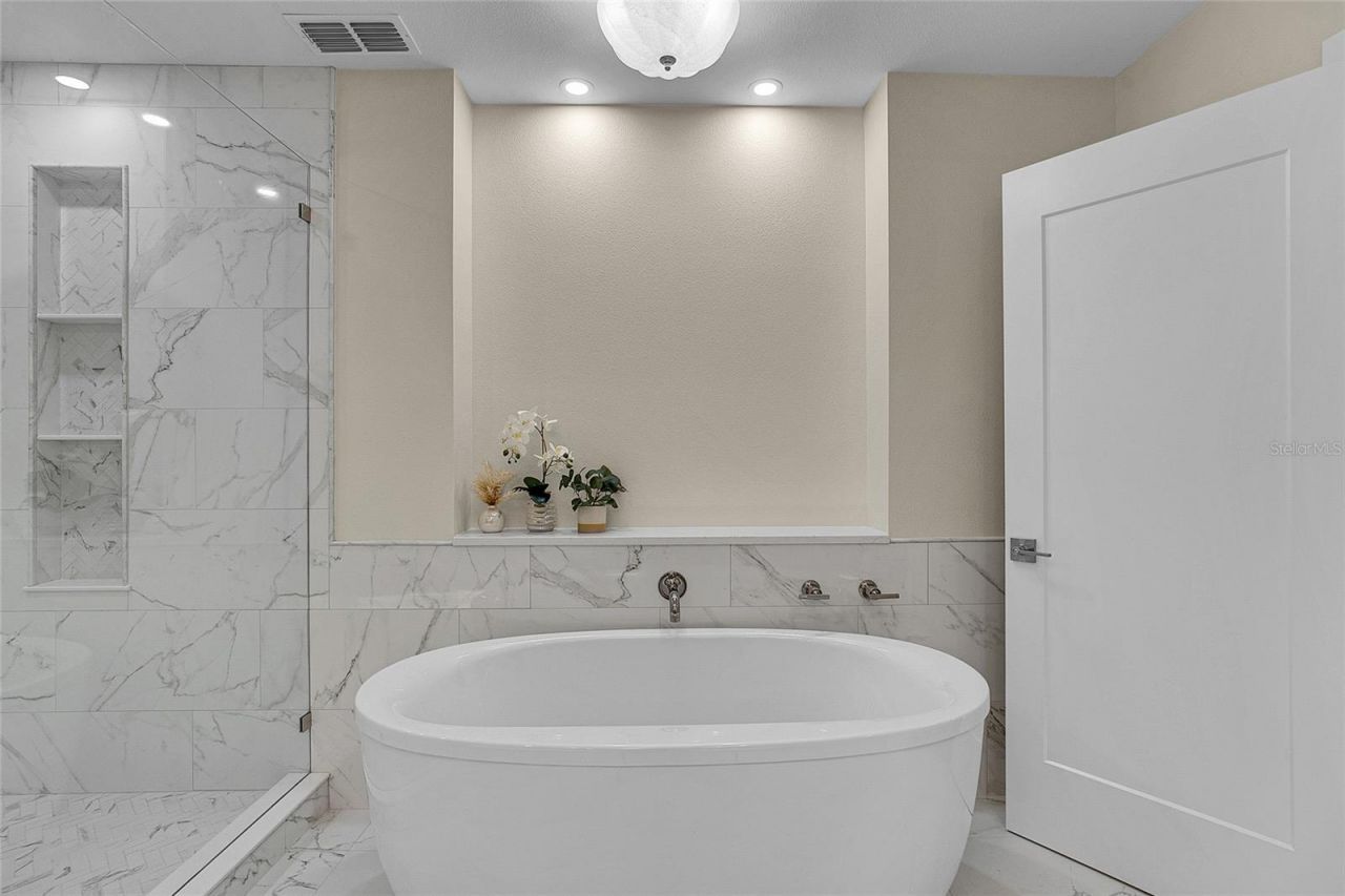 455 Pinellas Bayway S, Unit 2A, Tierra Verde, FL 33715 Photo