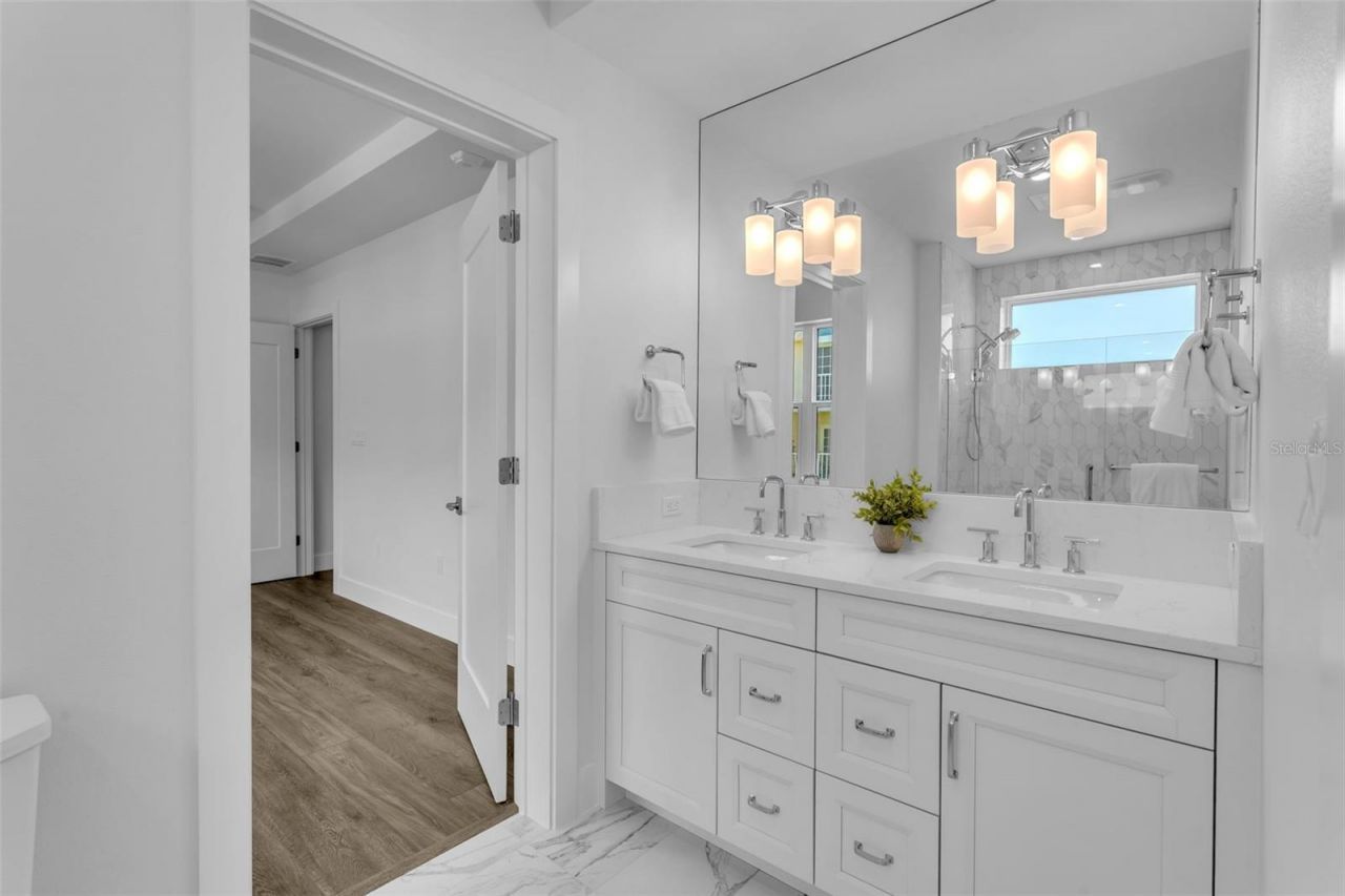 455 Pinellas Bayway S, Unit 2A, Tierra Verde, FL 33715 Photo