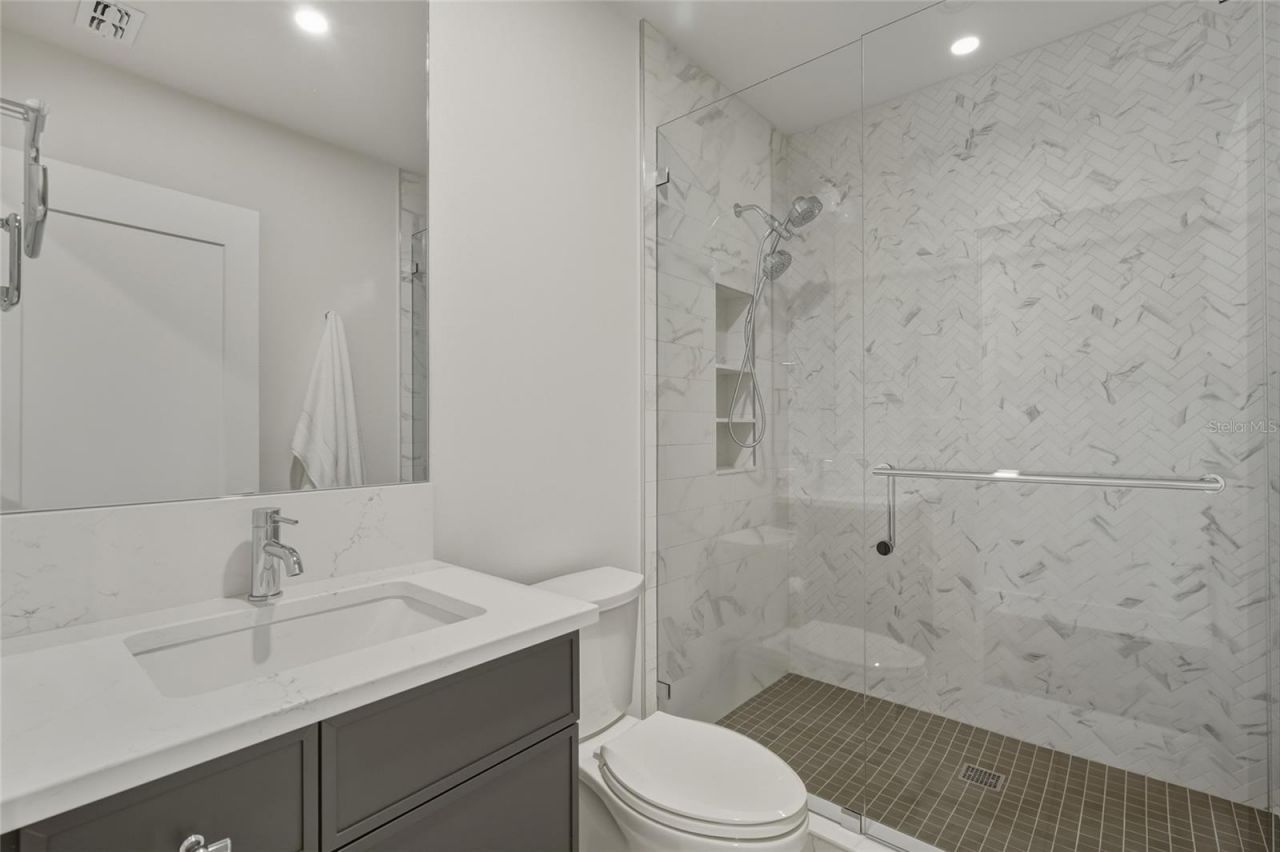 455 Pinellas Bayway S, Unit 2A, Tierra Verde, FL 33715 Photo