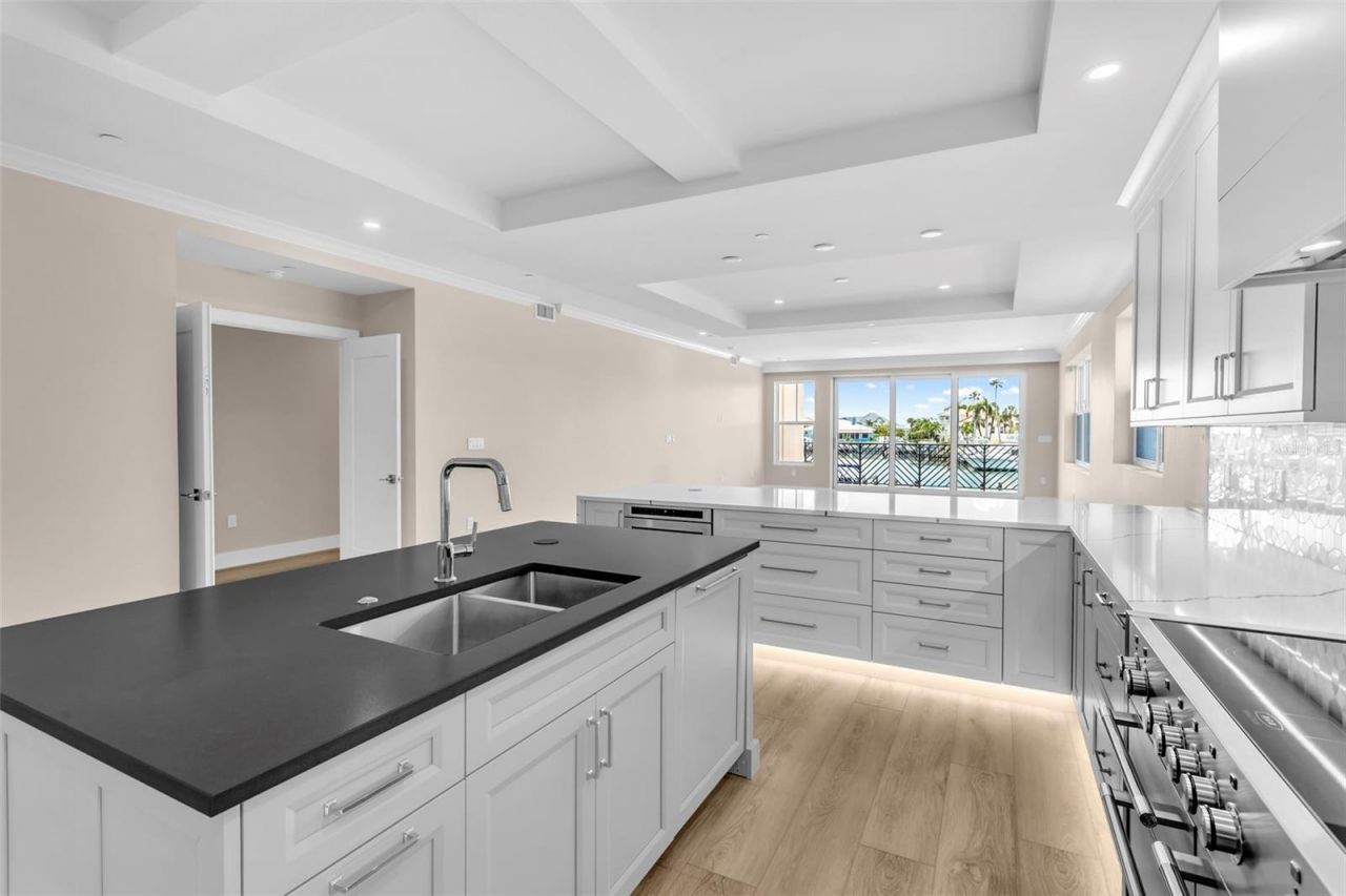 455 Pinellas Bayway S, Unit 2B, Tierra Verde, FL 33715 Photo