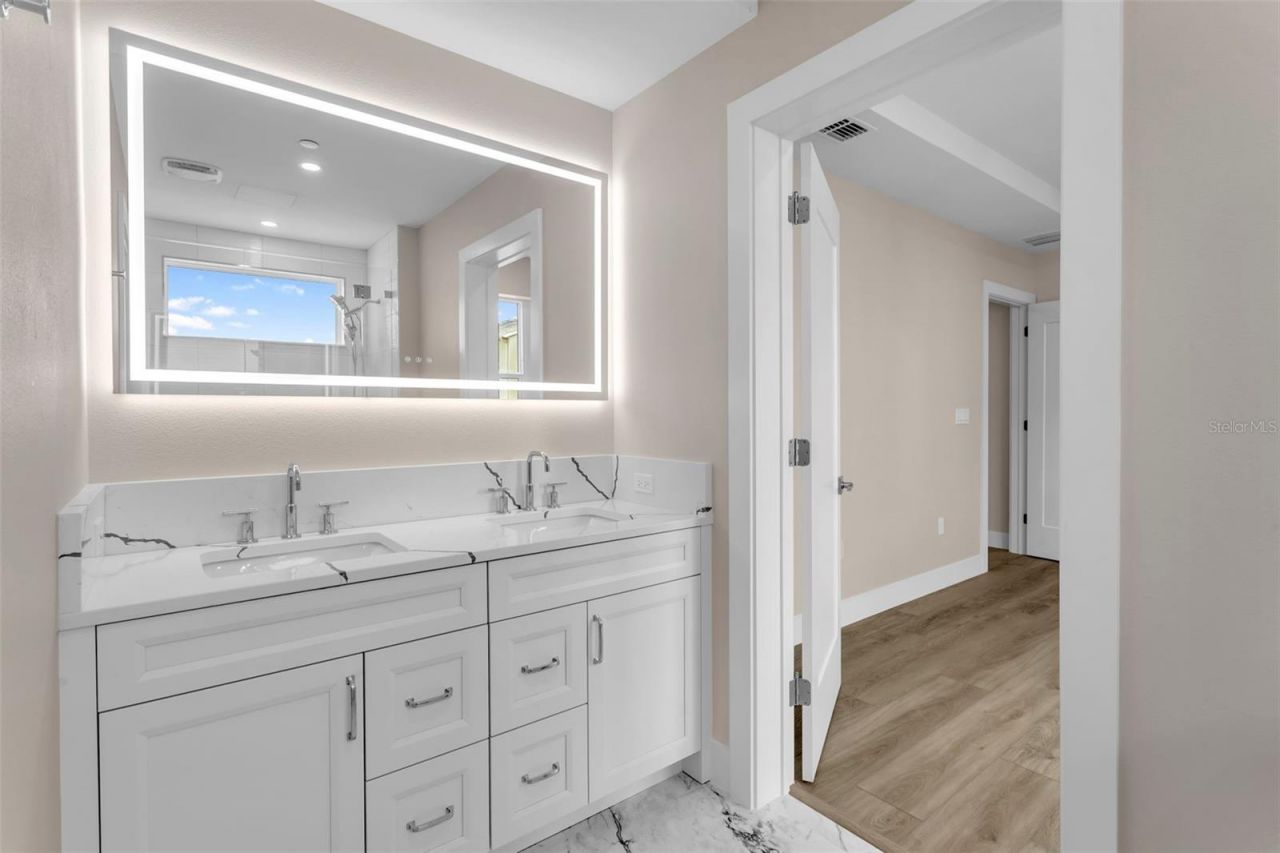 455 Pinellas Bayway S, Unit 2B, Tierra Verde, FL 33715 Photo