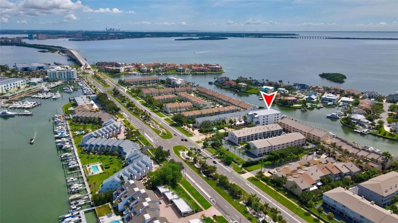 455 Pinellas Bayway S, Unit 2B, Tierra Verde, FL 33715 Photo