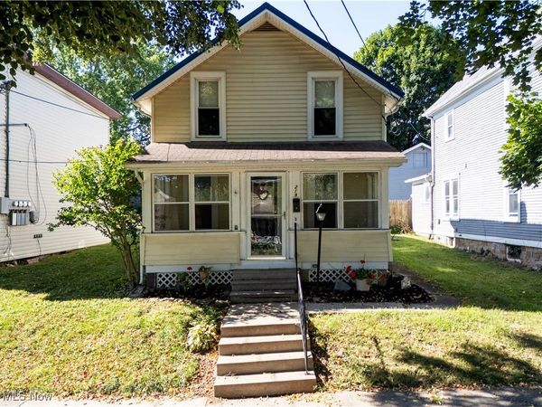 219 W Washington Street, Ashland, OH 44805