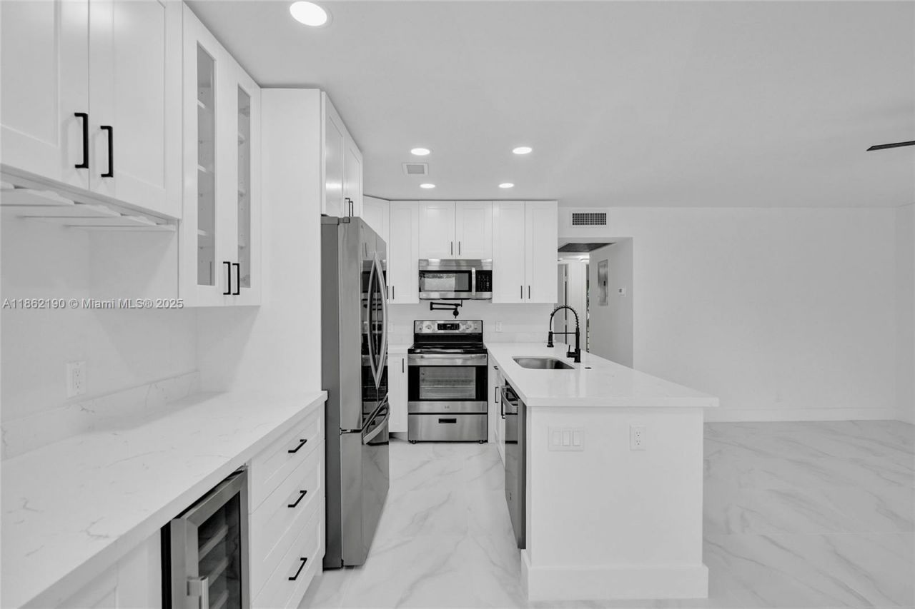 67 Newport D, Unit 67, Deerfield Beach, FL 33442 Photo