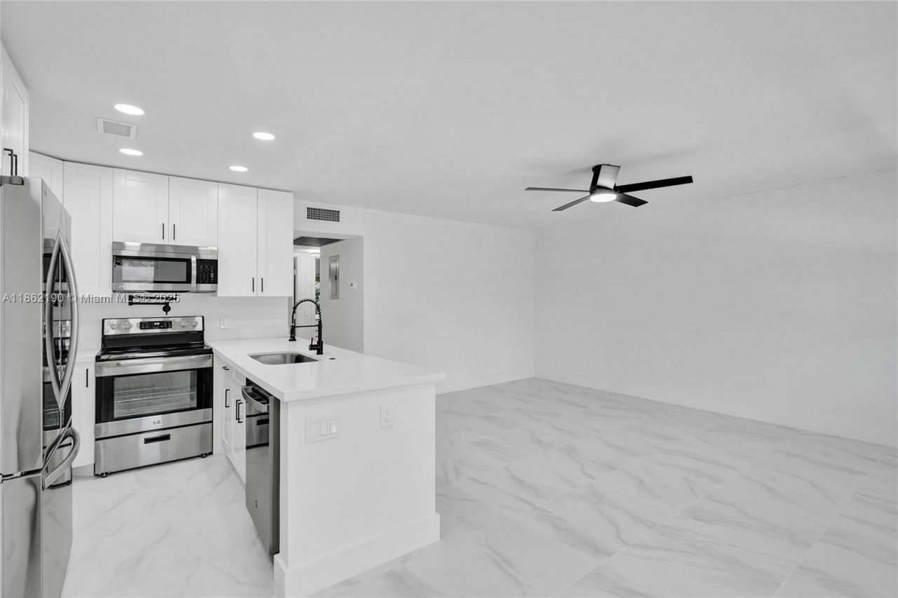 67 Newport D, Unit 67, Deerfield Beach, FL 33442 Photo