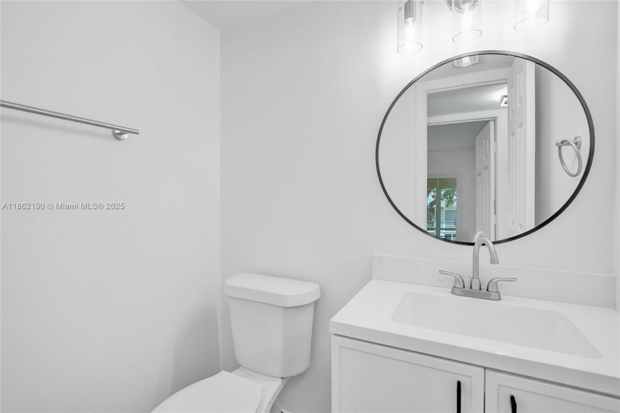 67 Newport D, Unit 67, Deerfield Beach, FL 33442 Photo