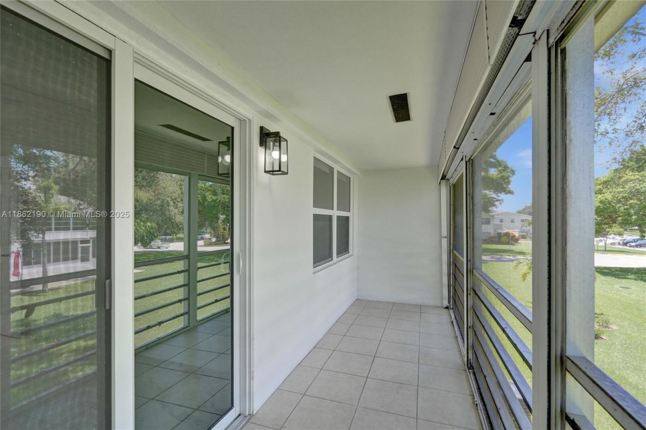 67 Newport D, Unit 67, Deerfield Beach, FL 33442 Photo