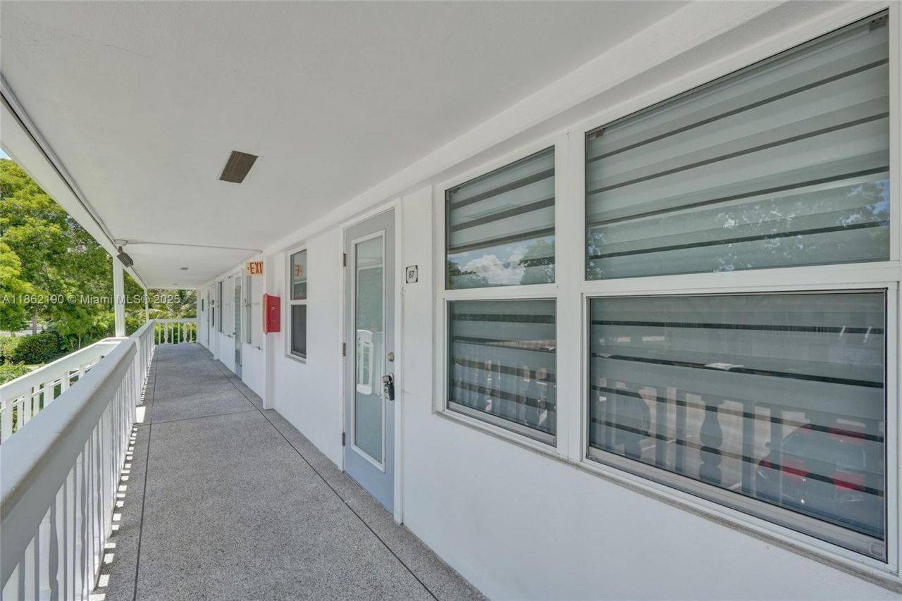 67 Newport D, Unit 67, Deerfield Beach, FL 33442 Photo