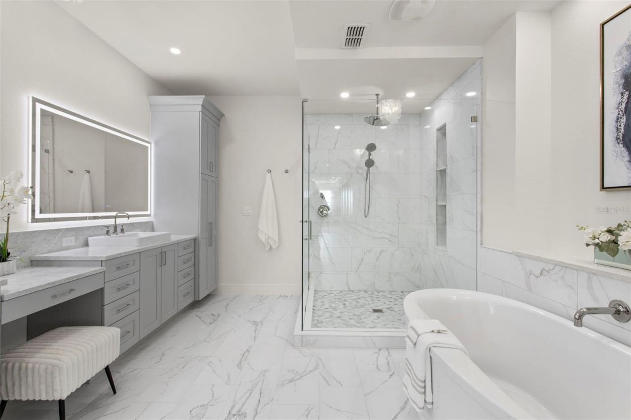 455 Pinellas Bayway S, Unit 4A, Tierra Verde, FL 33715 Photo