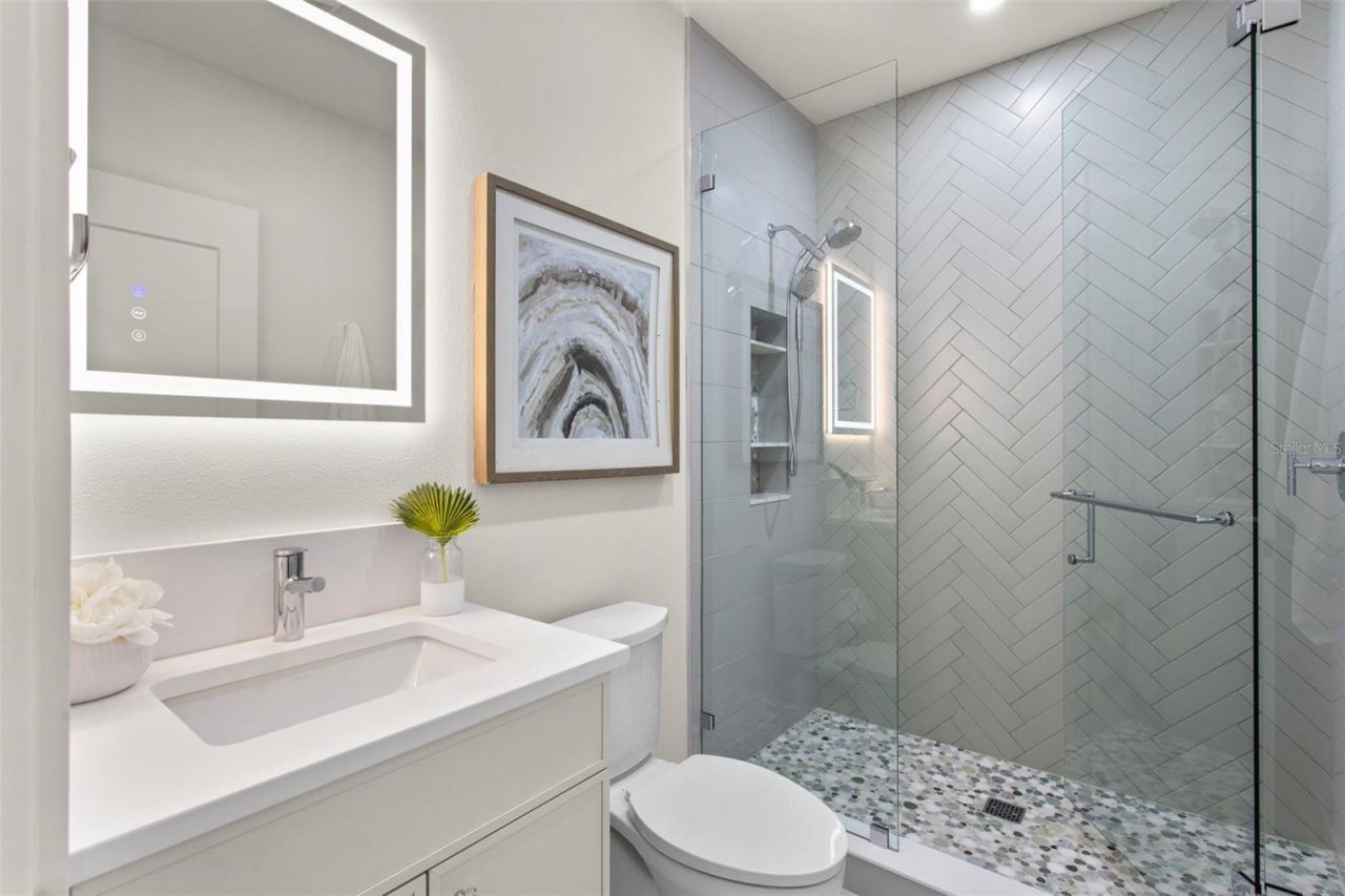 455 Pinellas Bayway S, Unit 4A, Tierra Verde, FL 33715 Photo