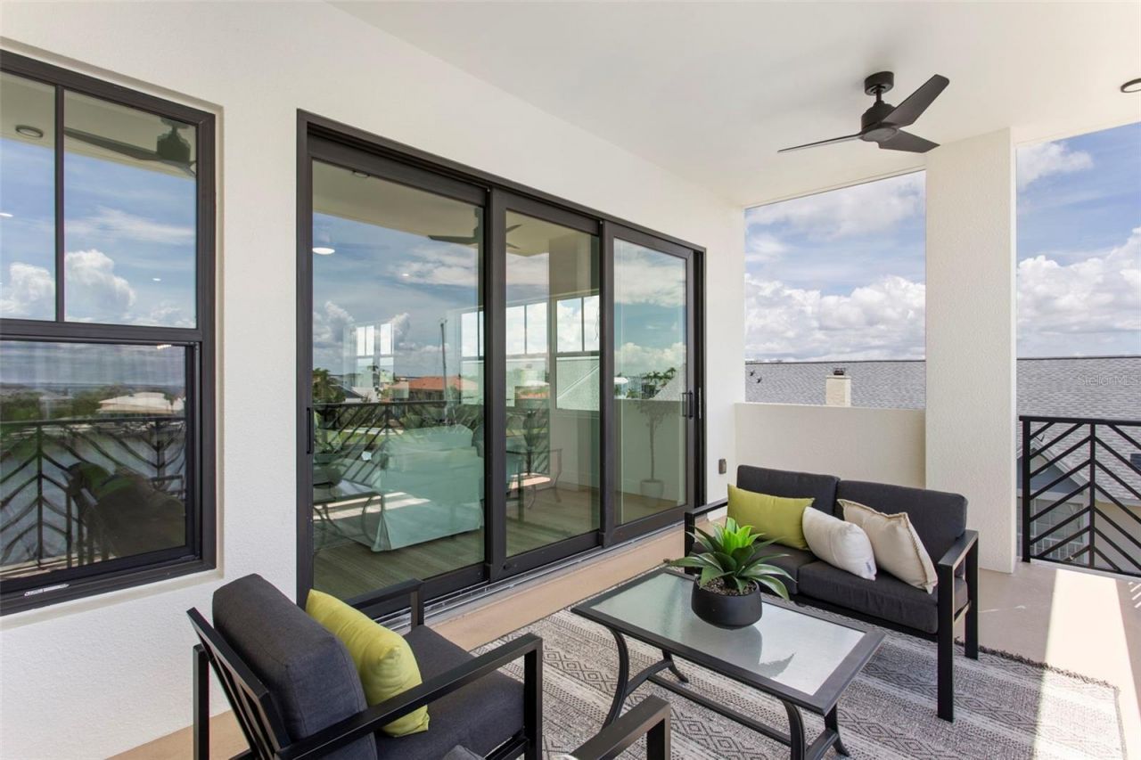 455 Pinellas Bayway S, Unit 4A, Tierra Verde, FL 33715 Photo