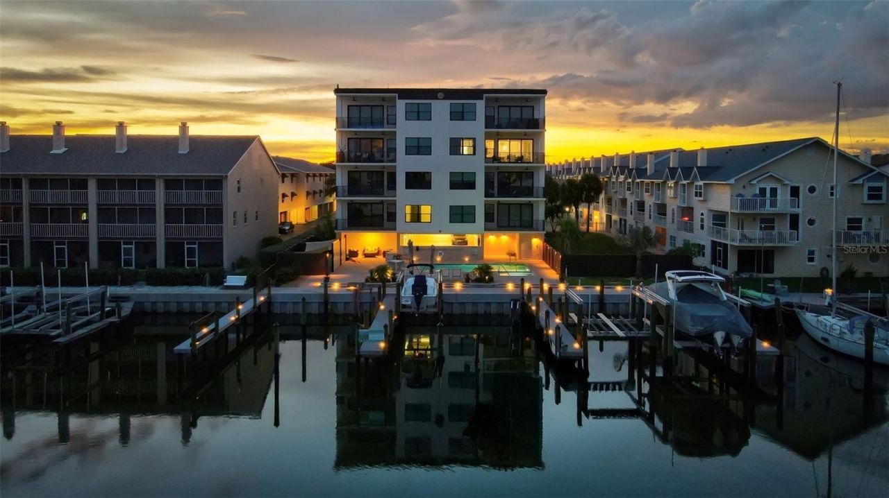 455 Pinellas Bayway S, Unit 4A, Tierra Verde, FL 33715 Photo