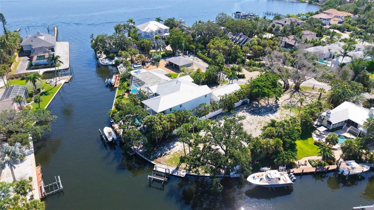1231 Starboard Lane, Sarasota, FL 34242 Photo