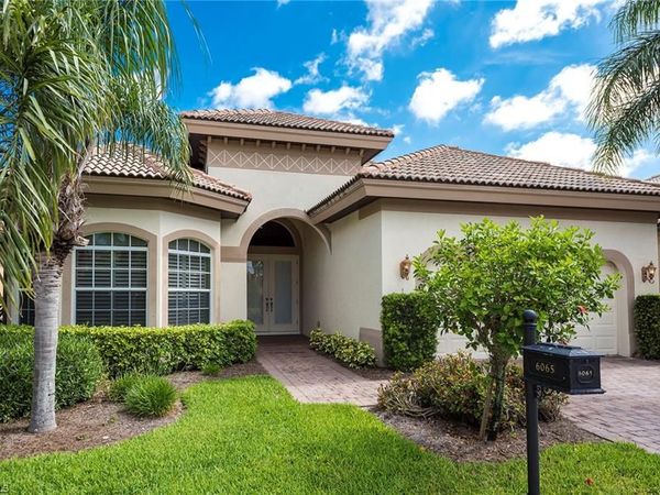 6065 Divot CT, NAPLES, FL 34113