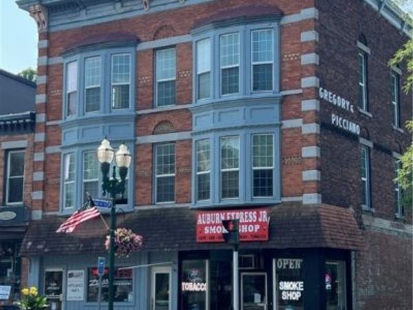 4 E Genesee Street, Auburn, NY 13021