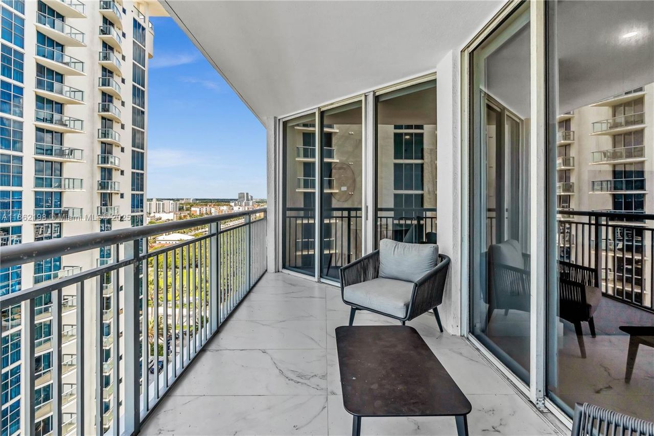 17375 Collins Ave, Unit 1703, Sunny Isles Beach, FL 33160 Photo