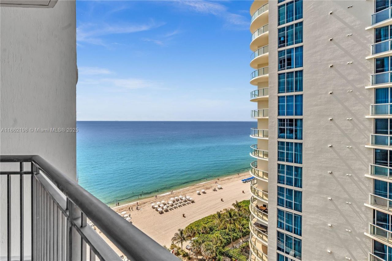17375 Collins Ave, Unit 1703, Sunny Isles Beach, FL 33160 Photo