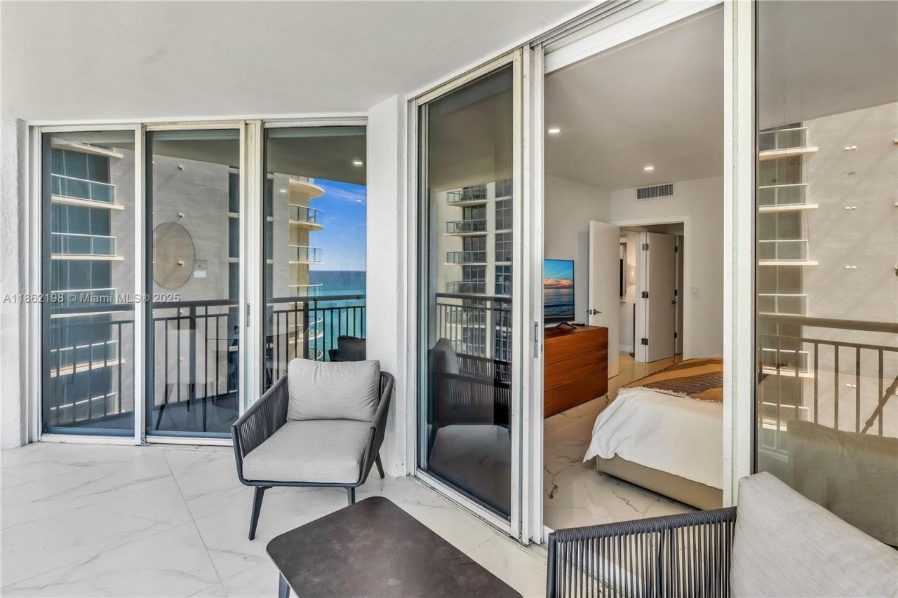 17375 Collins Ave, Unit 1703, Sunny Isles Beach, FL 33160 Photo