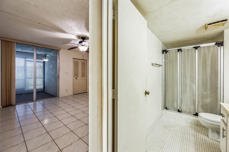 7210 Lake Circle Drive, Unit 106, Margate, FL 33063 Photo