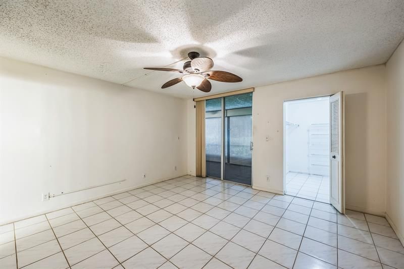 7210 Lake Circle Drive, Unit 106, Margate, FL 33063 Photo