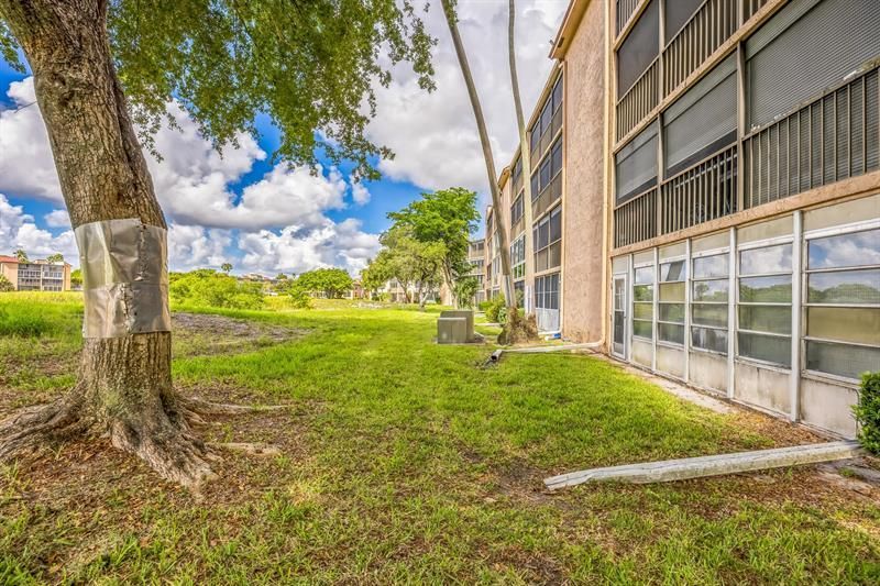 7210 Lake Circle Drive, Unit 106, Margate, FL 33063 Photo