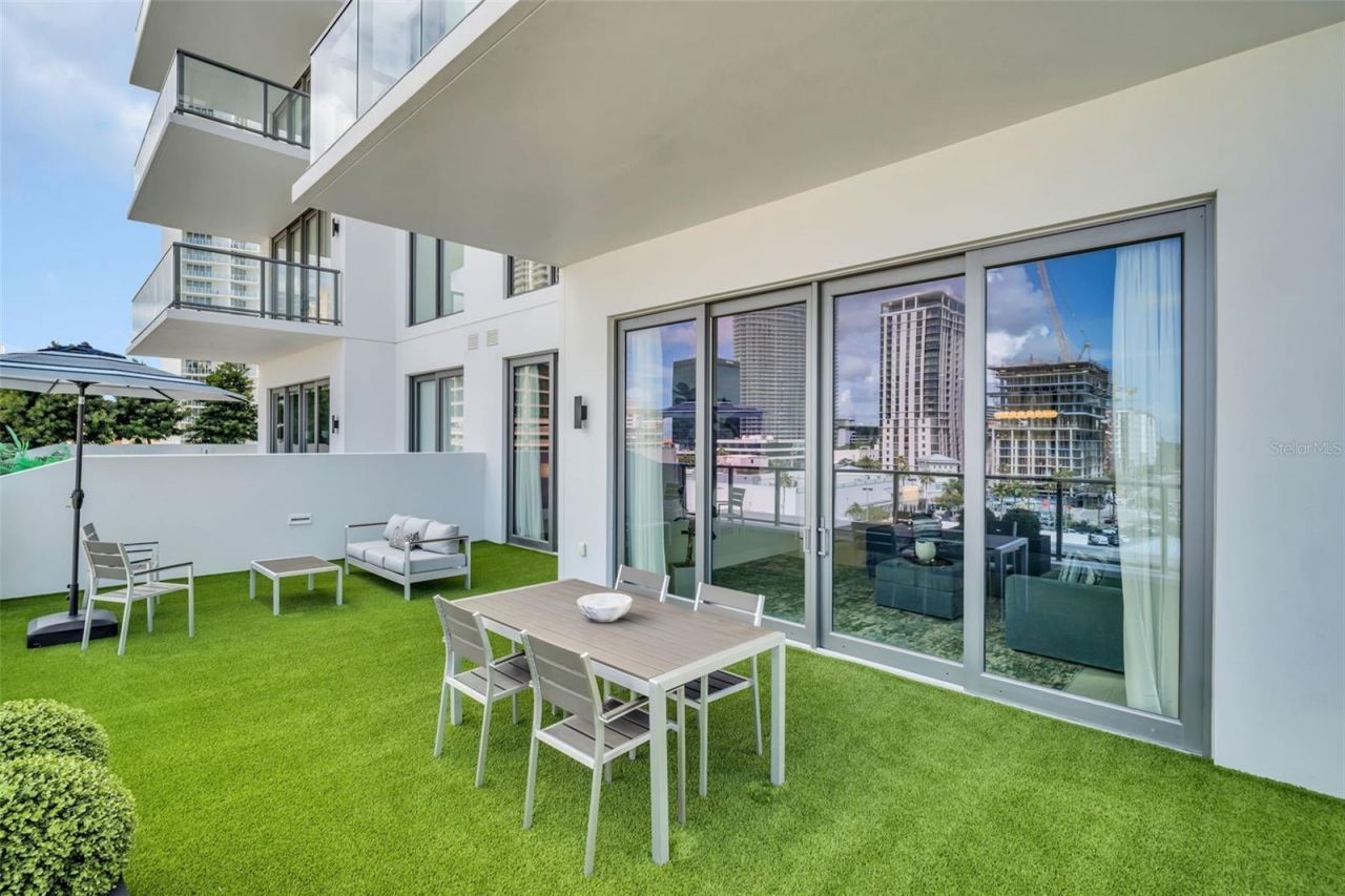 301 1st Street S, Unit 706, Saint Petersburg, FL 33701 Photo