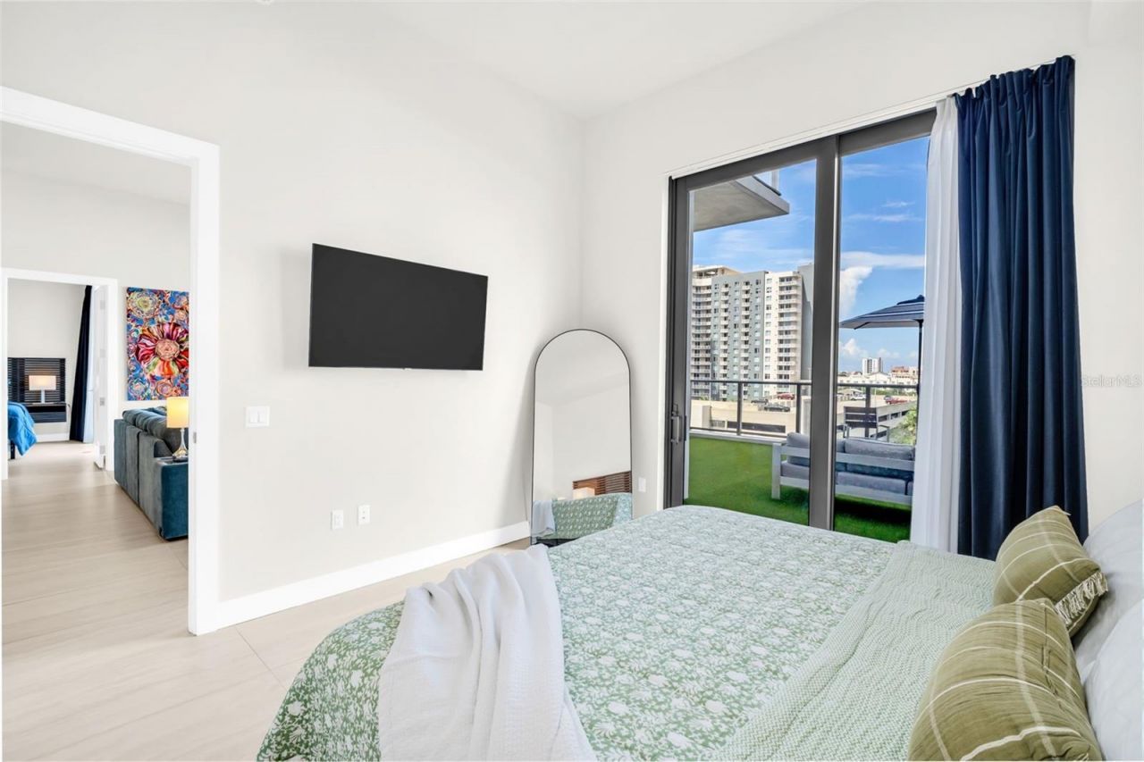 301 1st Street S, Unit 706, Saint Petersburg, FL 33701 Photo