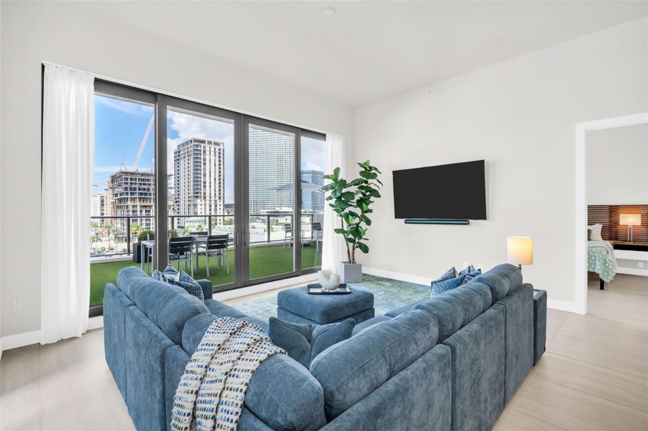 301 1st Street S, Unit 706, Saint Petersburg, FL 33701 Photo