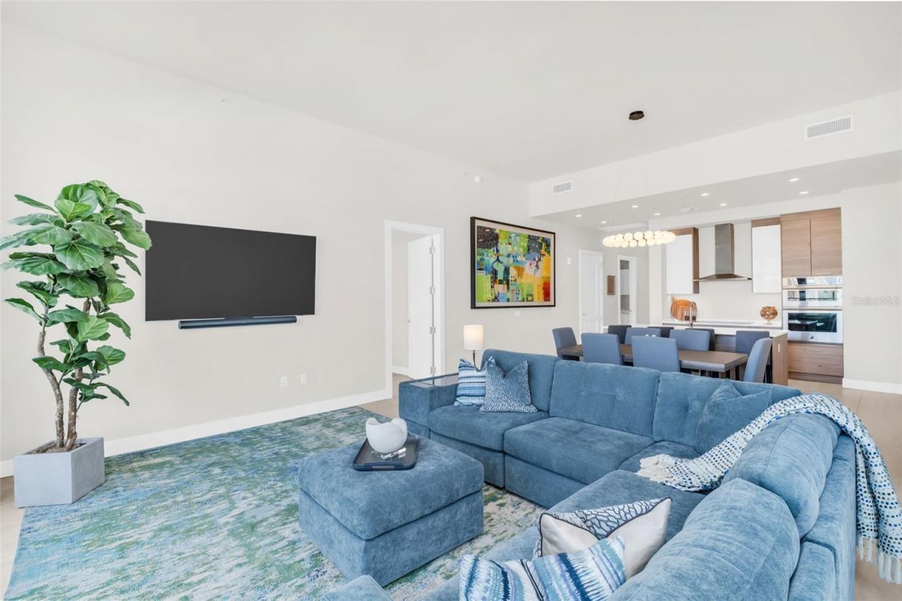 301 1st Street S, Unit 706, Saint Petersburg, FL 33701 Photo