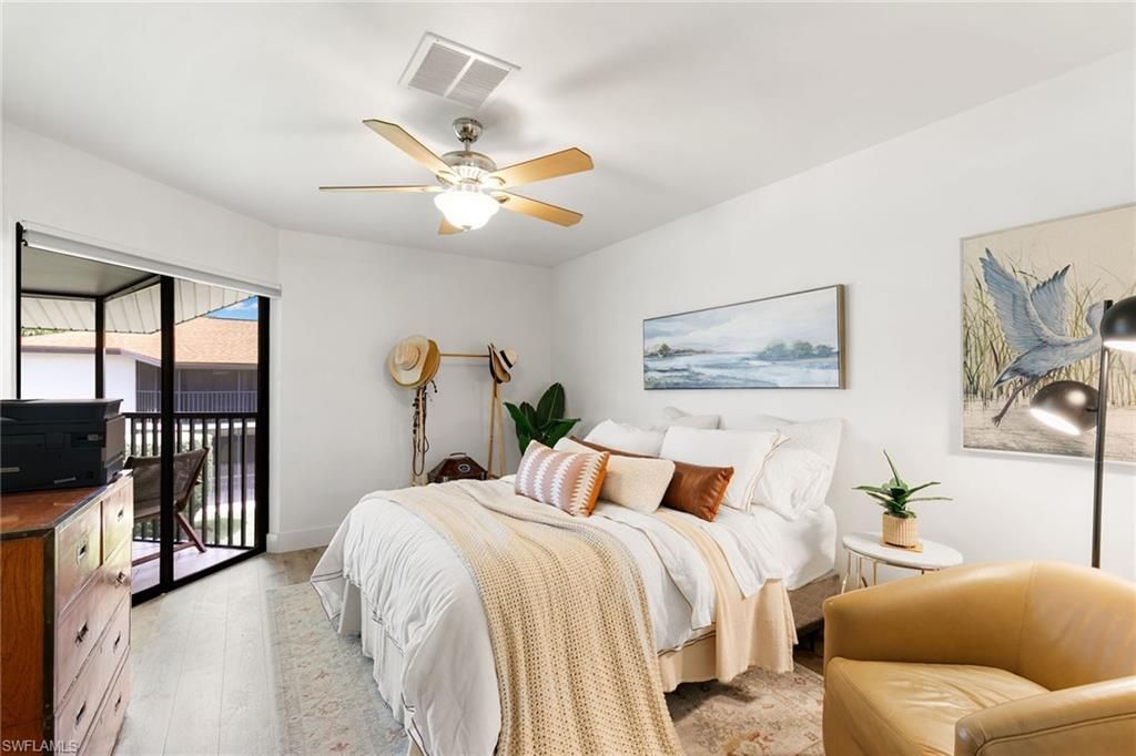 4072 Belair Ln, Unit 403, Naples, FL 34103 Photo