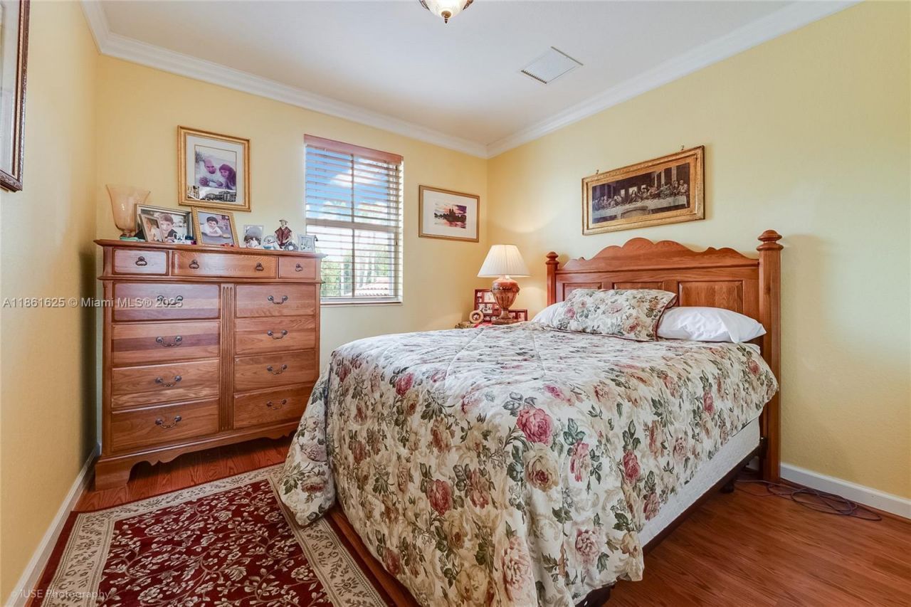 14980 SW 15th Ln, Miami, FL 33194 Photo