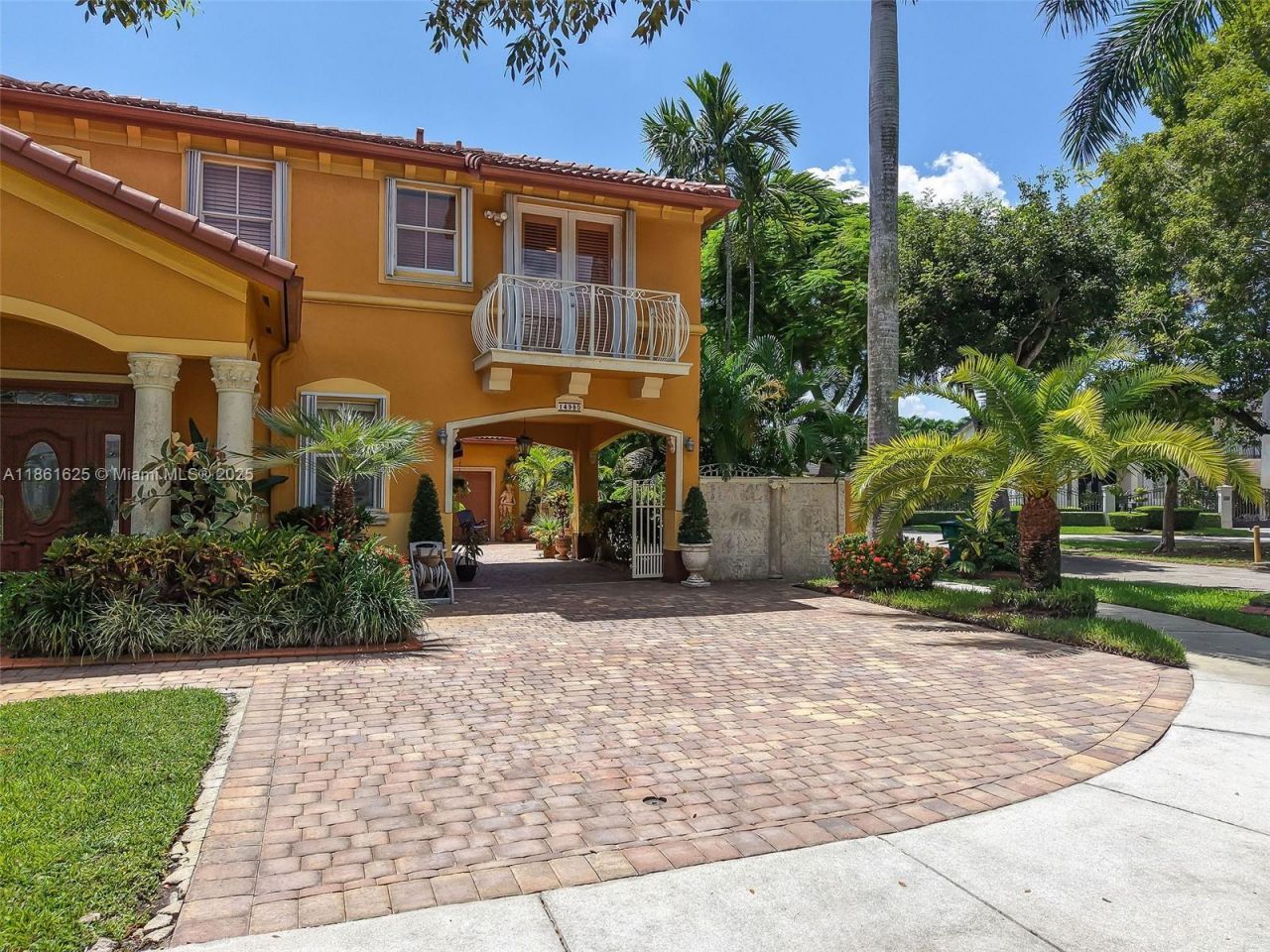 14980 SW 15th Ln, Miami, FL 33194 Photo