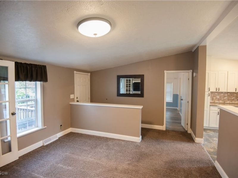 4594 Center Road, Andover, OH 44003 Photo 10