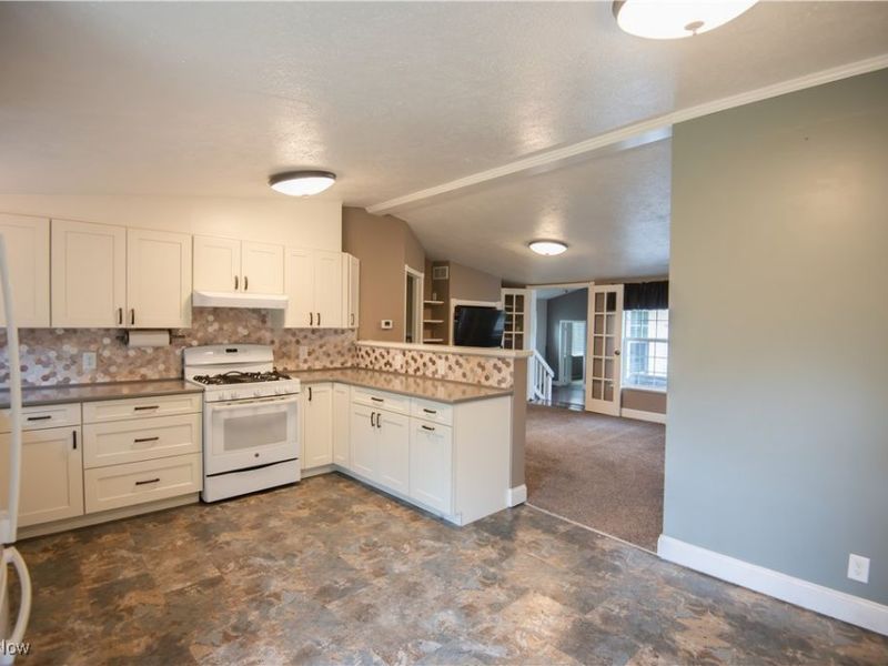 4594 Center Road, Andover, OH 44003 Photo 7