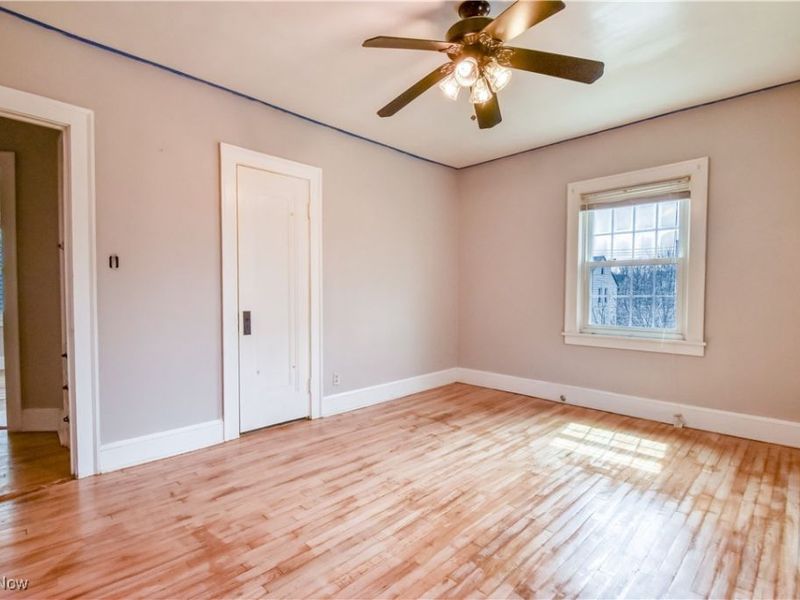 3733 E Antisdale Road, Cleveland, OH 44118 Photo 19