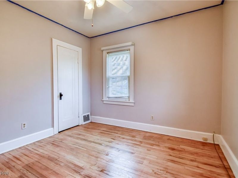 3733 E Antisdale Road, Cleveland, OH 44118 Photo 22