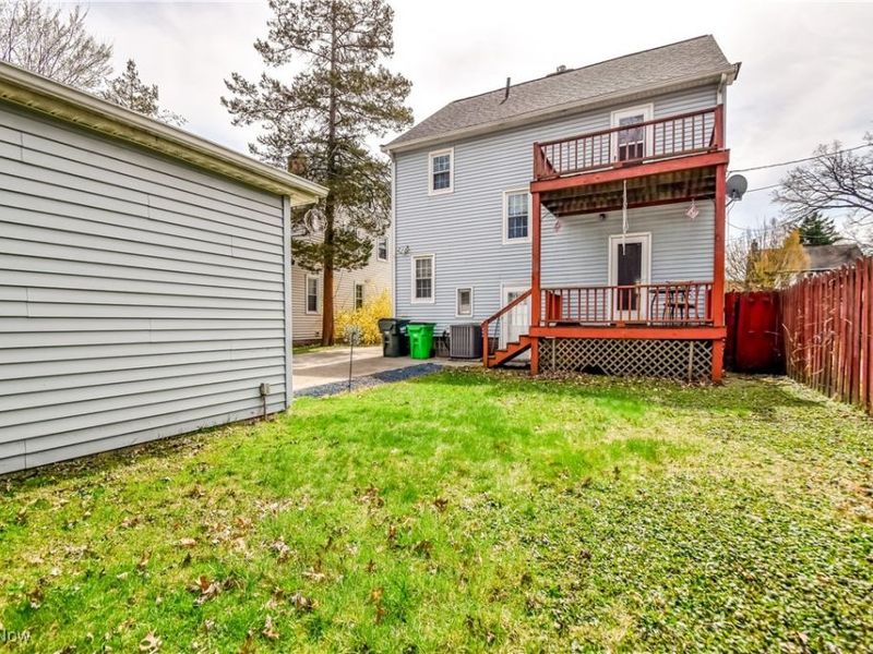 3733 E Antisdale Road, Cleveland, OH 44118 Photo 28