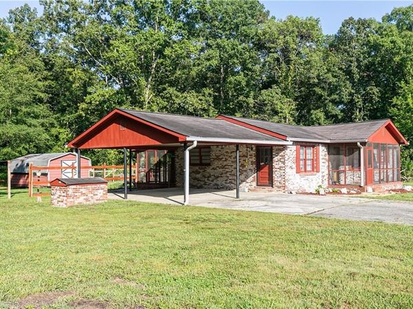 8203 Blacks Bluff Road SW, Cave Spring, GA 30124