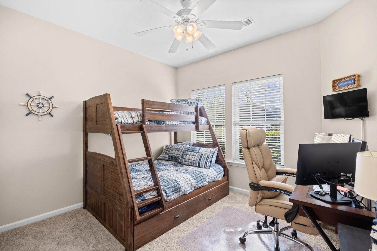 724 Pinehurst Ln. Photo 13