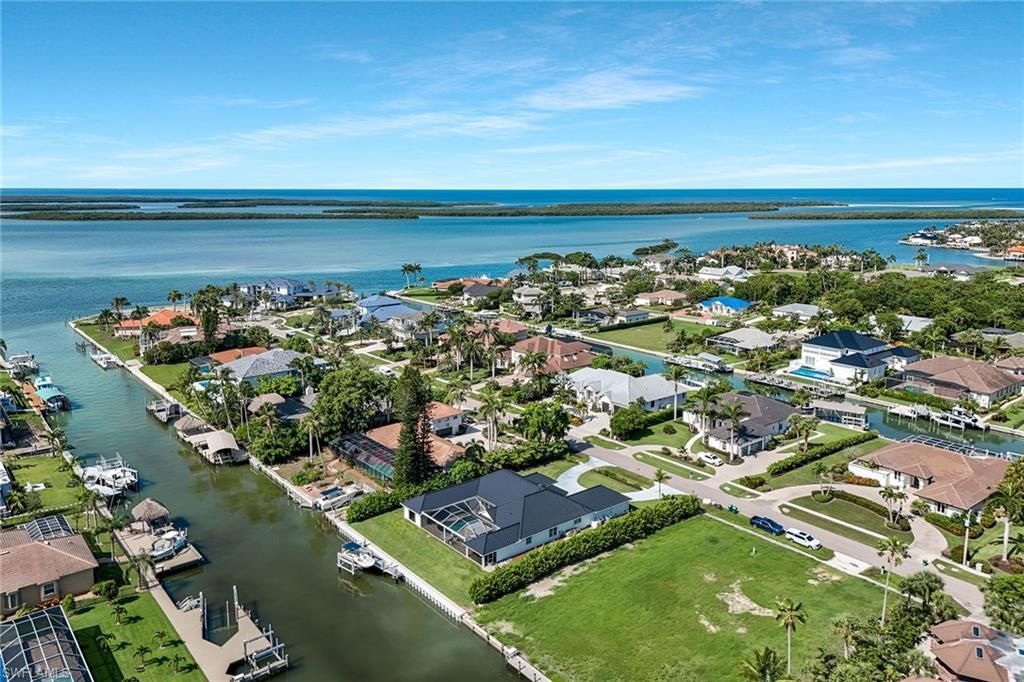 921 Scott Dr, Marco Island, FL 34145 Photo