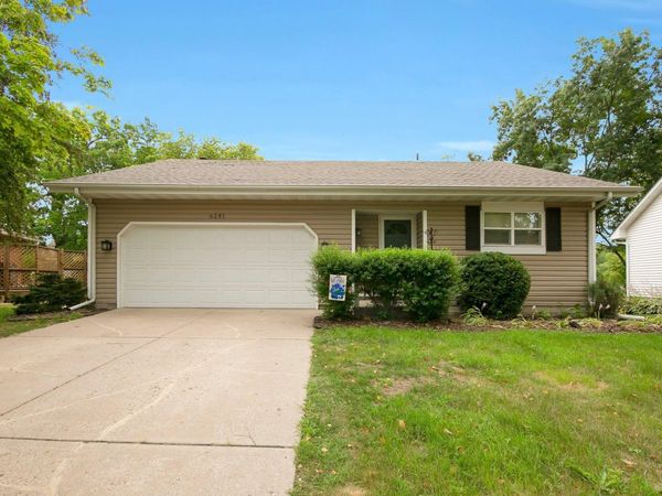 6281 Whispering Oaks Drive, Eden Prairie, MN 55346