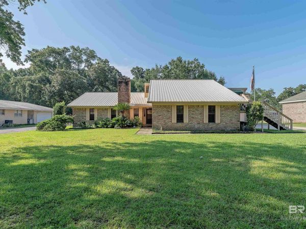 413 W Persimmon Avenue, Foley, AL 36535