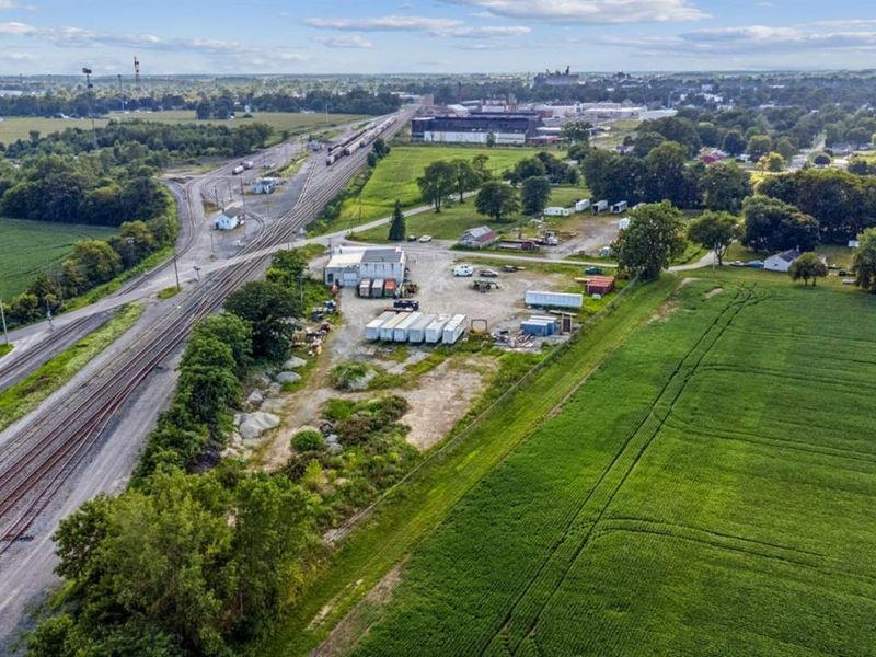 1200 McDougal Street, Fostoria, OH 44830 Photo 11