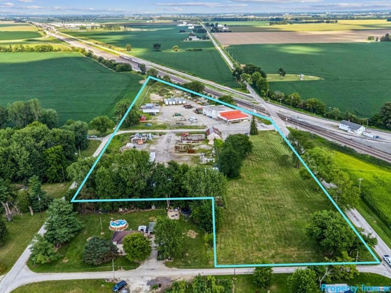 1200 McDougal Street, Fostoria, OH 44830 Photo 4