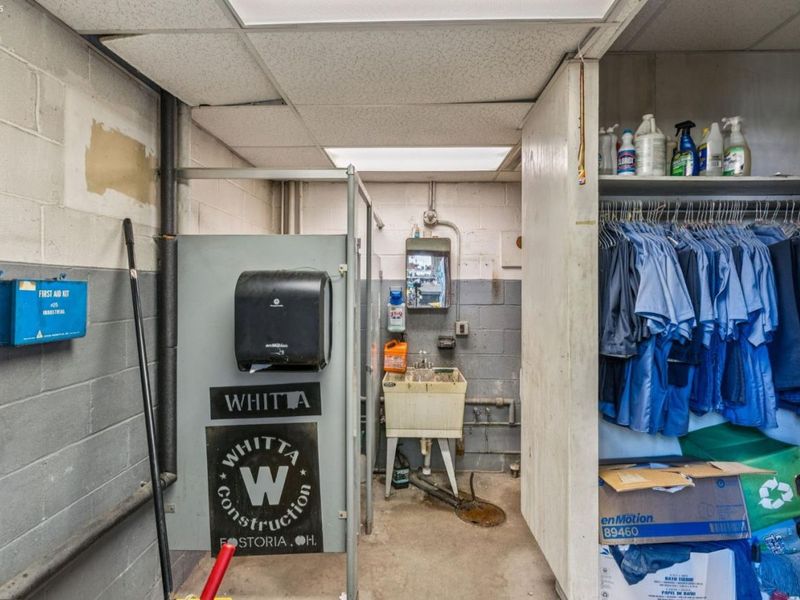 1200 McDougal Street, Fostoria, OH 44830 Photo 48