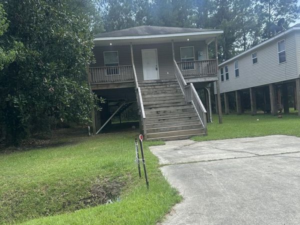 6321 W Adams Street, Bay Saint Louis, MS 39520